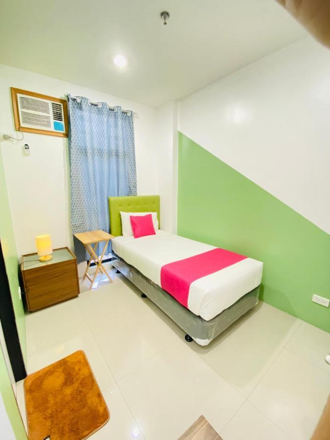 Happy Homes Manila Exterior foto