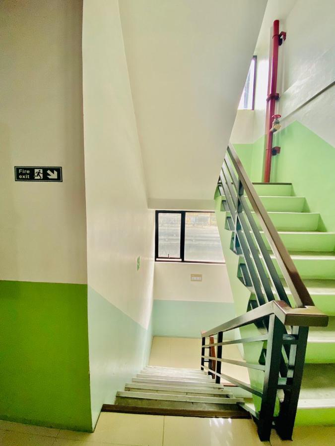 Happy Homes Manila Exterior foto