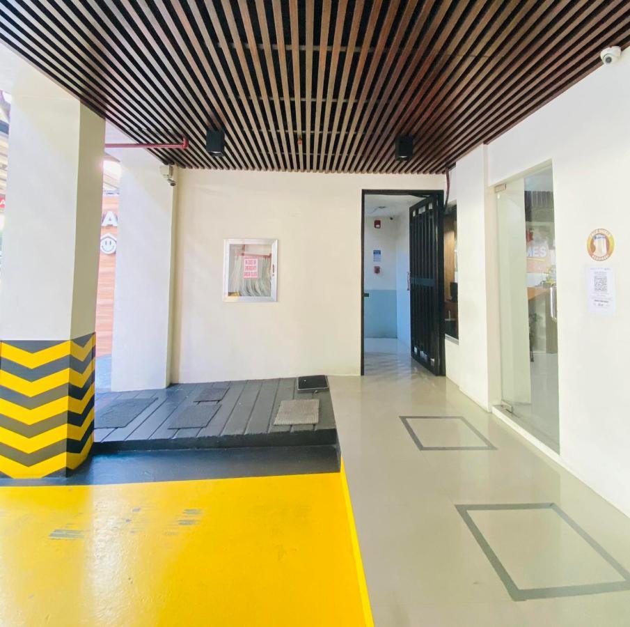 Happy Homes Manila Exterior foto