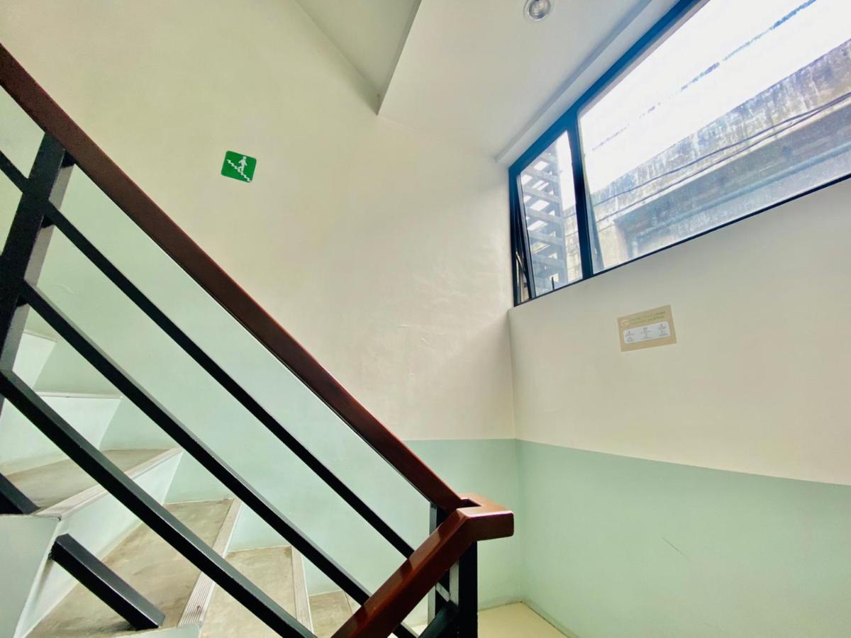 Happy Homes Manila Exterior foto