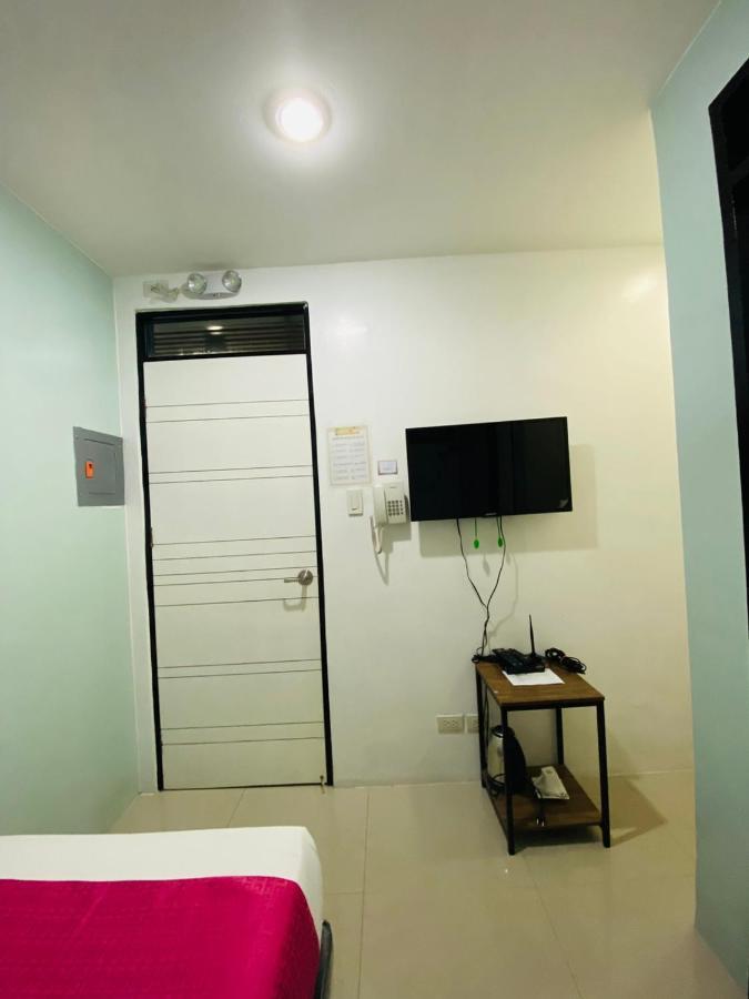 Happy Homes Manila Exterior foto
